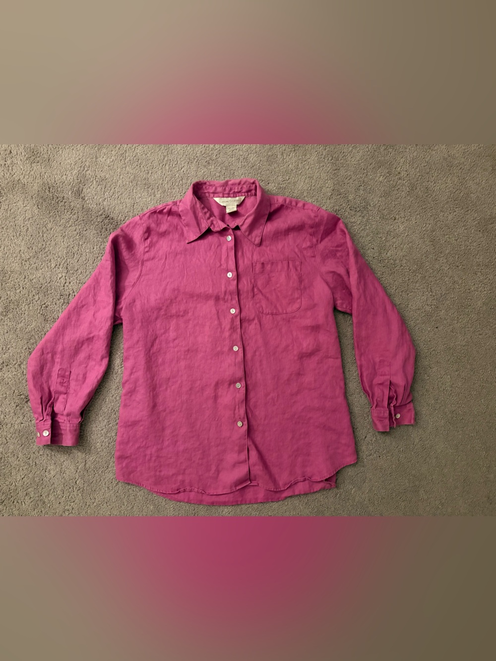 Vintage Casual Corner Women’s Long-Sleeve Button-Down Shirt in Magenta